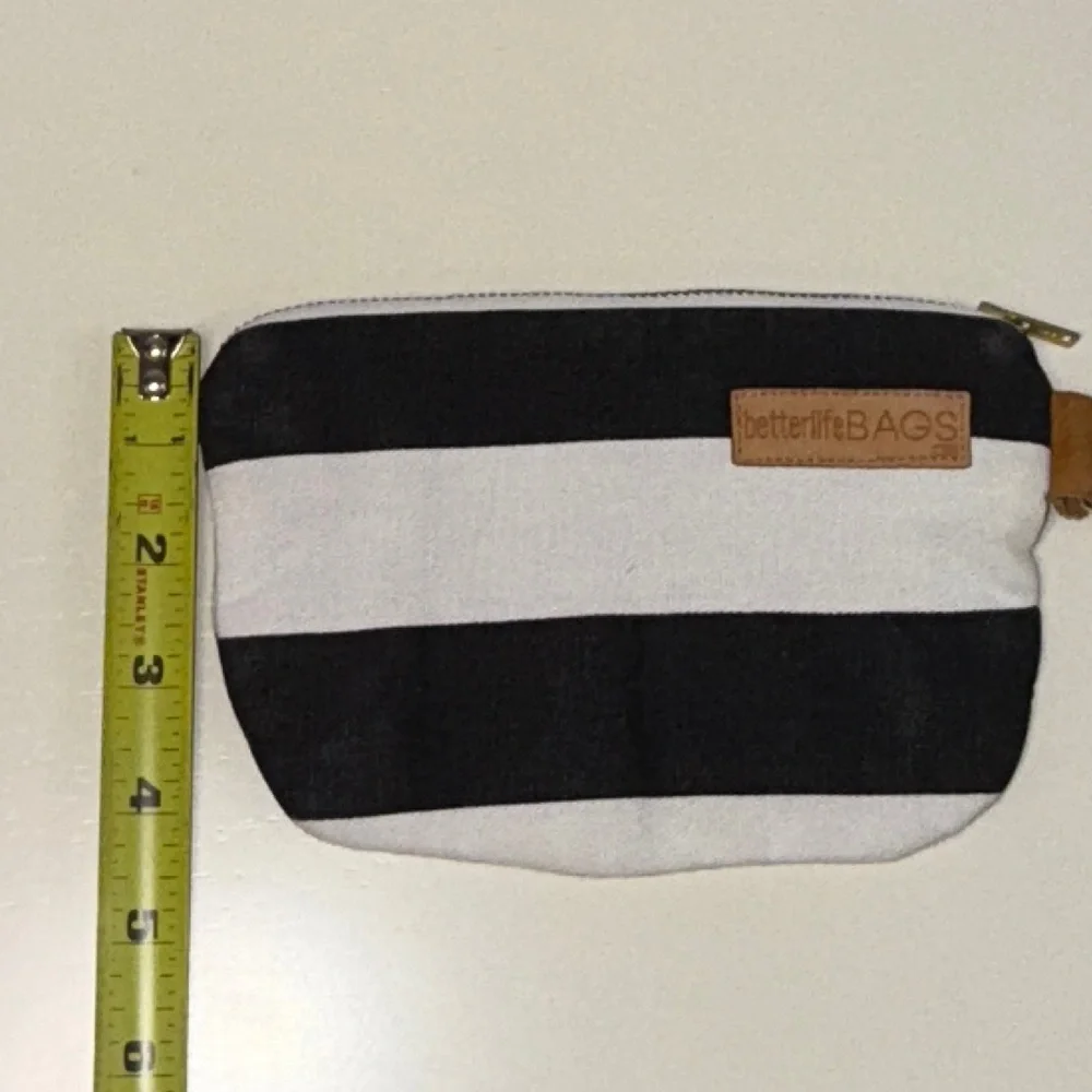 Betterlife Bags Striped Zip Pouch with a Denim Wrist Strap, Black White Blue